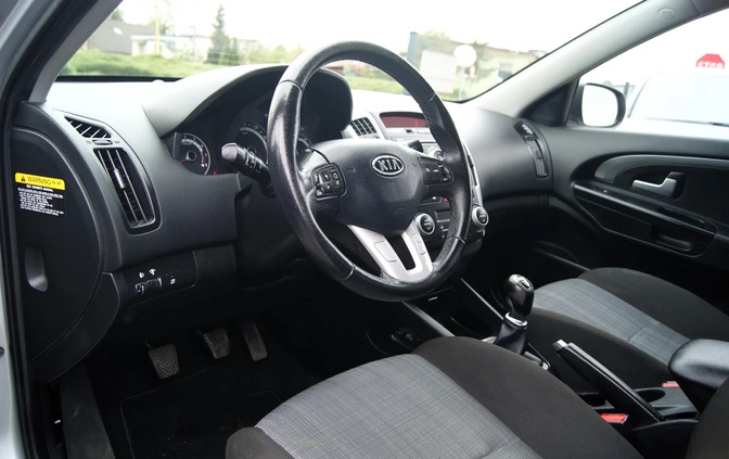 Kia Ceed cena 18600 przebieg: 215000, rok produkcji 2010 z Syców małe 352